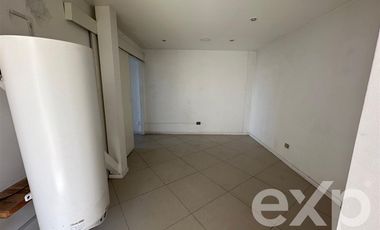 Local Comercial en Arriendo en Avda. El TRANQUE