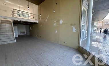 Local Comercial en Arriendo en Avda. El TRANQUE