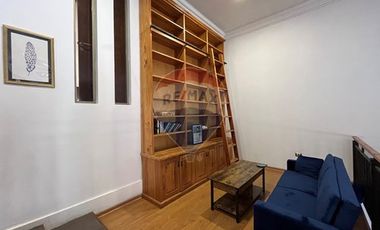 Casa 3 pisos con diseño innovador