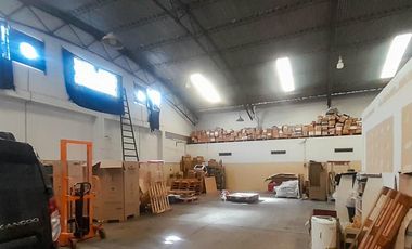 V.BALLESTER LOTE 17X36 GALPON CON VIVIENDA