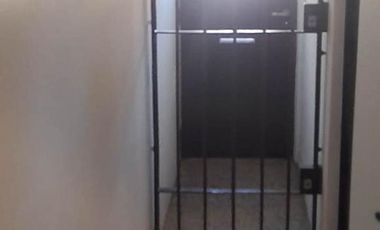 V.BALLESTER LOTE 17X36 GALPON CON VIVIENDA