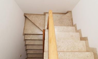 CASA EN VENTA EN MORELIA, ZONA ALTOZANO.