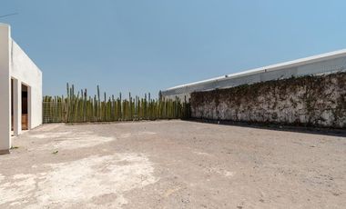 Fábrica de tabaco en exclusiva ubicación 9,784 m2 de potencial infinito
