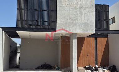 CASA EN VENTA AL NORTE
