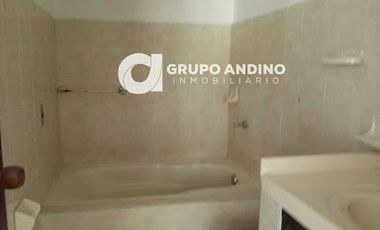 ARRIENDO de CASA COMERCIAL en BUCARAMANGA