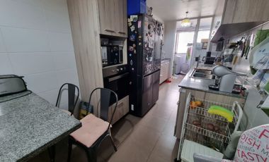 Se Vende departamento en Cerro Paranal 4 D+3B+ 2 E y 1 Bod. a 8.000 UF