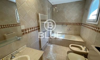 Casa Alquiler Canning Saint Thomas Norte 5 Ambientes