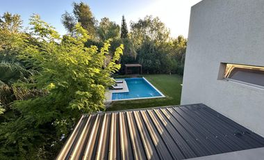 Venta Casa - Barrio Privado Santa Silvina / Pilar - Apta Credito