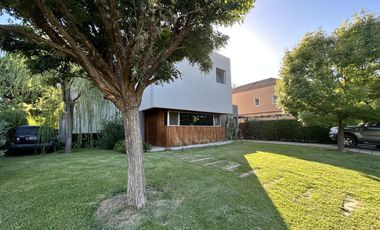 Venta Casa - Barrio Privado Santa Silvina / Pilar - Apta Credito