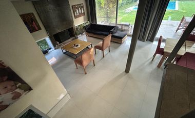 Venta Casa - Barrio Privado Santa Silvina / Pilar - Apta Credito