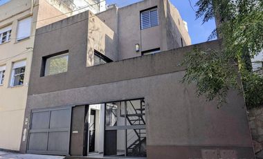 CASA VENTA VICENTE LOPEZ 4 AMBIENTES COCHERA APT CREDITO