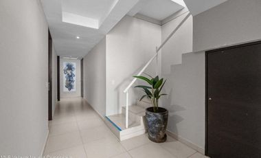 Penthouse de lujo en venta con vista al mar en Puerto Vallarta