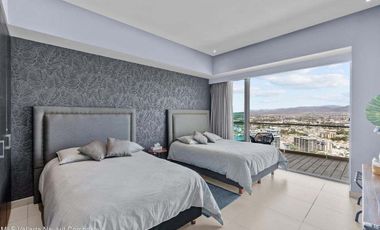 Penthouse de lujo en venta con vista al mar en Puerto Vallarta