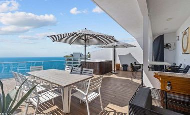 Penthouse de lujo en venta con vista al mar en Puerto Vallarta