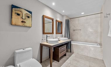 Penthouse de lujo en venta con vista al mar en Puerto Vallarta