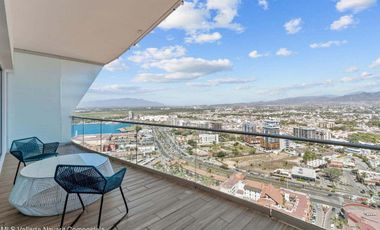 Penthouse de lujo en venta con vista al mar en Puerto Vallarta