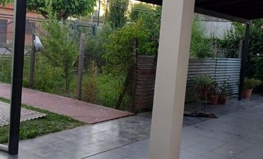 Dúplex en venta - 2 Dormitorios 1 Baño - 354Mts2 - Guernica