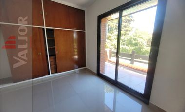 Country Club Mapuche, Casa 4 Dormitorios + Dep. de servicio, Garage, Parque, Quincho, Piscina!