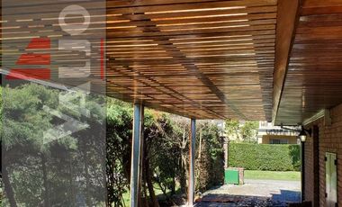 Country Club Mapuche, Casa 4 Dormitorios + Dep. de servicio, Garage, Parque, Quincho, Piscina!