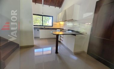 Country Club Mapuche, Casa 4 Dormitorios + Dep. de servicio, Garage, Parque, Quincho, Piscina!