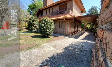 Country Club Mapuche, Casa 4 Dormitorios + Dep. de servicio, Garage, Parque, Quincho, Piscina!