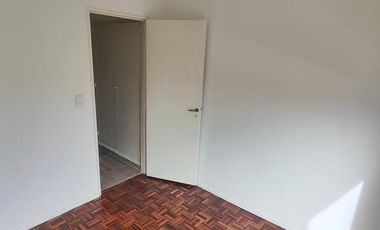 Departamento en alquiler, Yerbal al 700, luminoso, balcon, 2 ambientes.