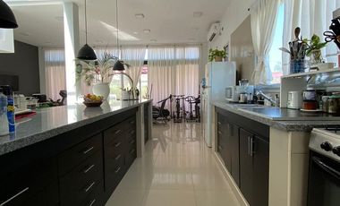 Venta Casa - Altos de Campo Grande / Pilar