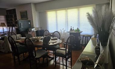Casa en venta - 4 Dormitorios 3 Baños - Cochera - 1.230mts2 - Chauvin
