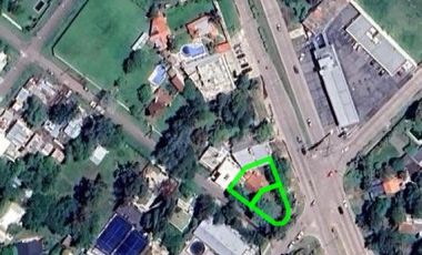 Casa en venta - 3 Dormitorios 1 Baño - 626Mts2 - Sourigues