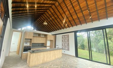 Casa en Arriendo en El Retiro