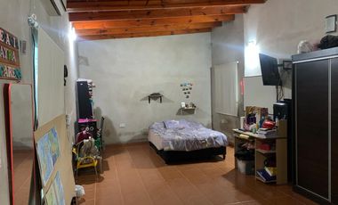 Casas en venta - 3 Dormitorios 2 Baños - 350Mts2 - San Carlos