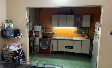 Casas en venta - 3 Dormitorios 2 Baños - 350Mts2 - San Carlos