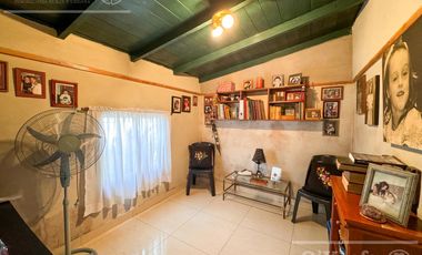 Casa en Venta 3 ambientes en Bernal - Piscina.