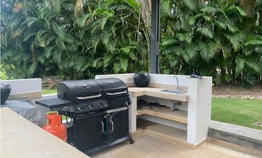 CASA EN VENTA UBICADA EN EXCLUSIVO CLUB DE PEÑALISA, RICAURTE