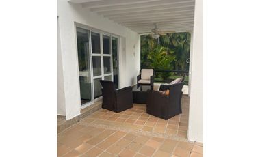 CASA EN VENTA UBICADA EN EXCLUSIVO CLUB DE PEÑALISA, RICAURTE