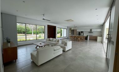 Vendo Casa campestre Montería Cordoba