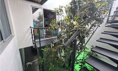 SE VENDE CASA EN LA CEJA UNIDAD CERRADA 389 m2 MUY GRANDE TURCO 2 parq