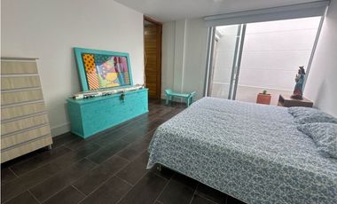 SE VENDE CASA EN LA CEJA UNIDAD CERRADA 389 m2 MUY GRANDE TURCO 2 parq