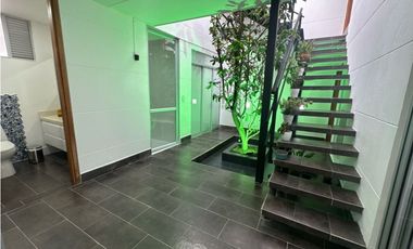 SE VENDE CASA EN LA CEJA UNIDAD CERRADA 389 m2 MUY GRANDE TURCO 2 parq