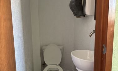 EXCELENTE EDIFICIO CON OFICINAS EN RENTA EN ATIZAPAN