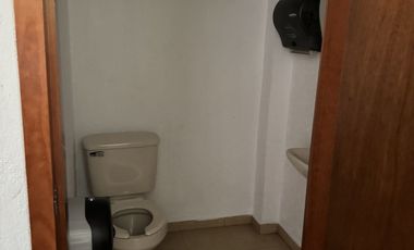 EXCELENTE EDIFICIO CON OFICINAS EN RENTA EN ATIZAPAN