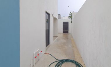 Casas en venta en el Conkal Mérida 2 plantas y recamara en planta baja