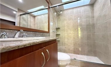 En arriendo casa loma del chocho