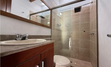 En arriendo casa loma del chocho