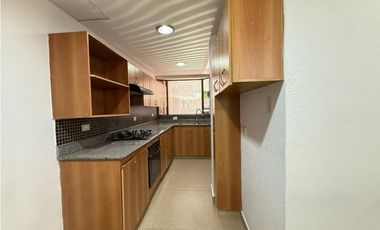 En arriendo casa loma del chocho