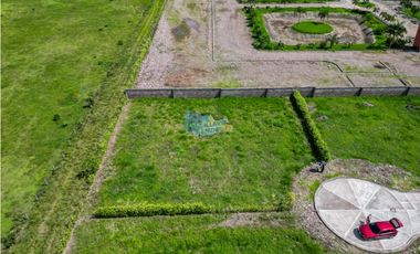MAGNIFICO LOTE CAMPESTRE EN EL CONDOMINIO RESERVA EL KAIRO