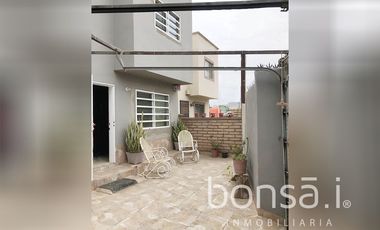 Casa en RENTA amueblada y equipada, ubicada en Villa Bonita