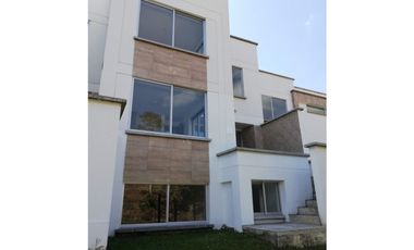 RENTA CASA CONJUNTO CERRADO PINARES