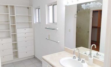 Venta de casa en Los Robles, Lerma Estado de México