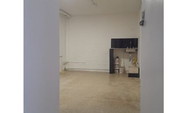 Local en Arriendo Guayabal, Terminal del Sur Medellín 27 m²